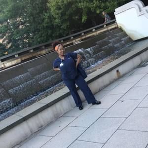 Meet your Posher, Aliya